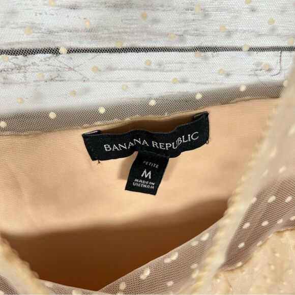 Banana Republic Women’s Beige Tiered Pindot Tulle Top Blouse Medium Petite MP - Picture 5 of 9